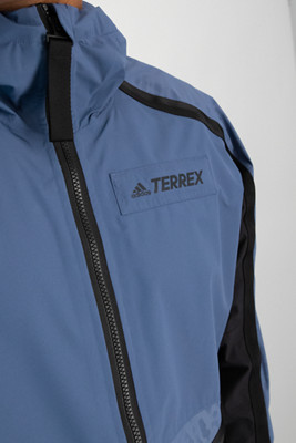 Compra Terrex Utilitas 2.5L giacca outdoor uomo adidas Performance in blu