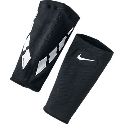 Nike Guard Lock guard sleeve