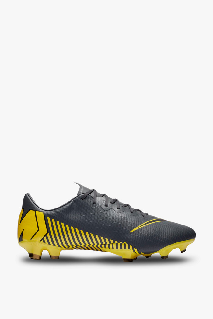 chaussures nike football homme chaussures nike football homme