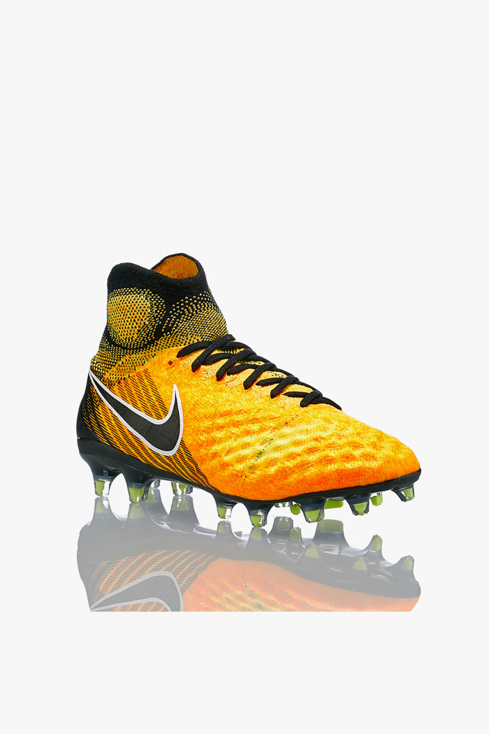 chaussure nike magista