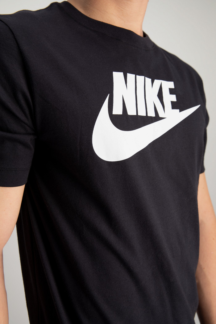 nike sportswear uomo t shirt nike sportswear uomo t shirt