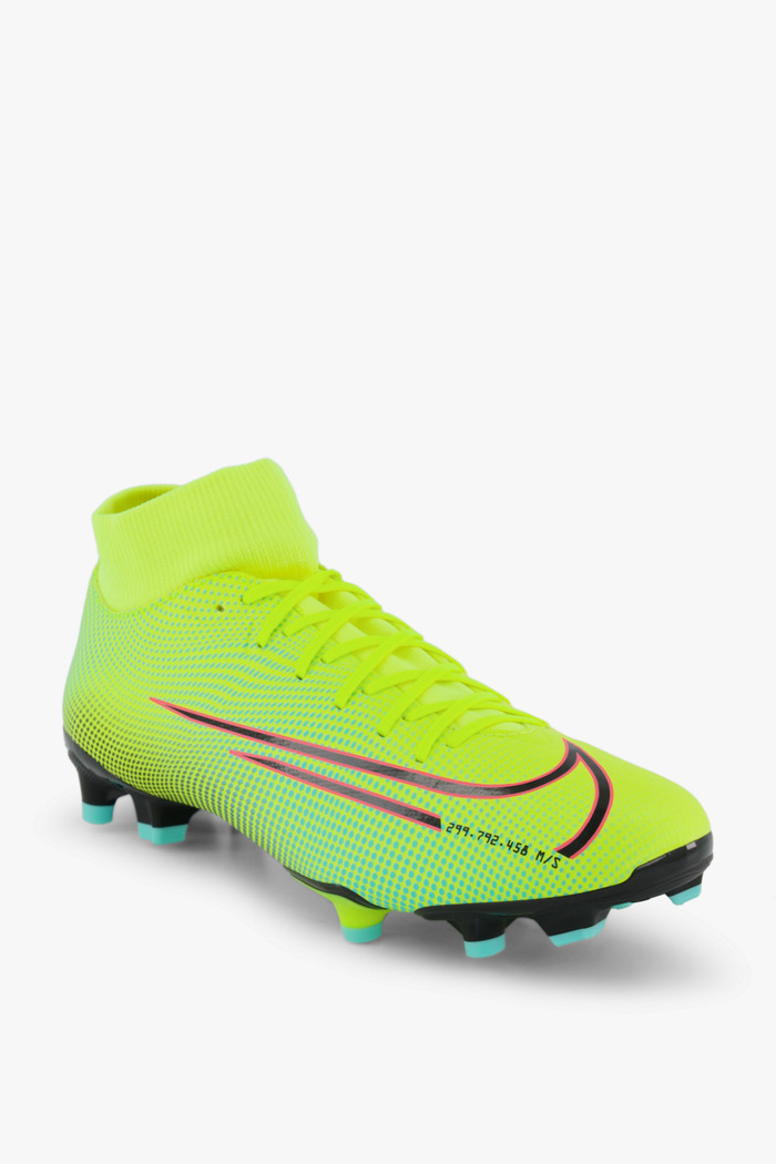 chaussure de foot superfly