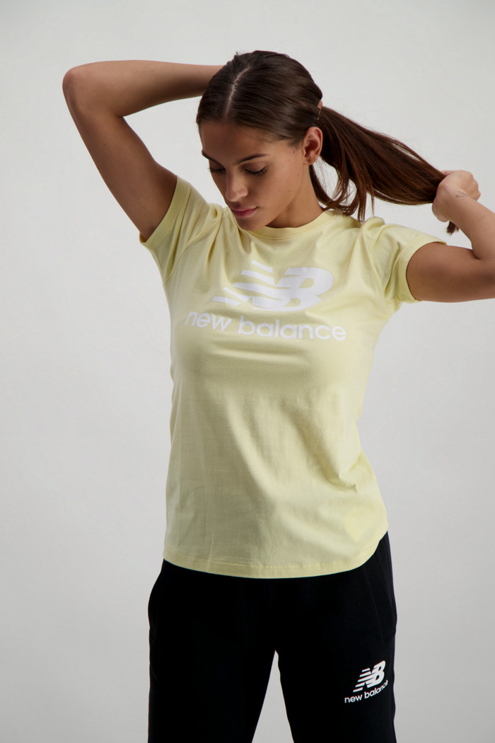 New Balance Essentials Stacked Logo T-Shirt Donna