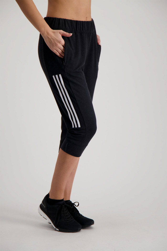 Compra 3 Streifen pantaloni della tuta 3/4 donna adidas Performance in nero  | ochsnersport.ch