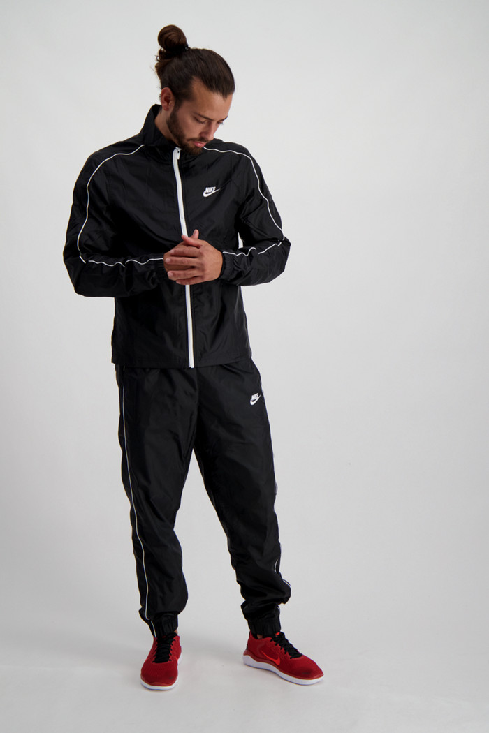 Compra Woven tuta sportiva uomo Nike Sportswear in nero | ochsnersport.ch