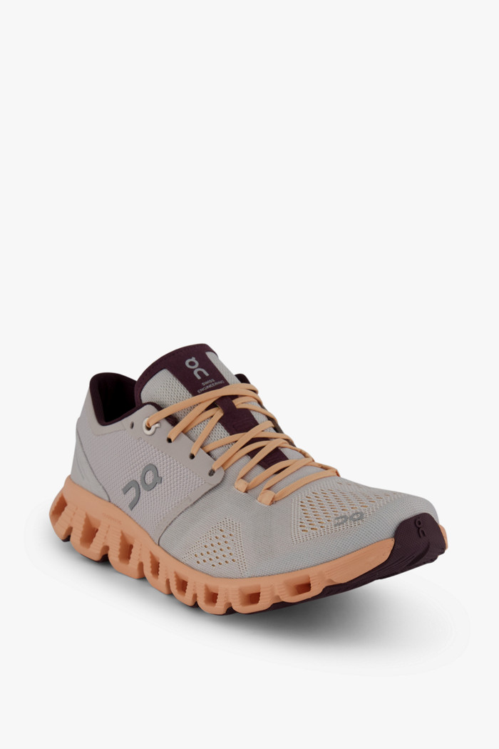 scarpe sportive colore argento
