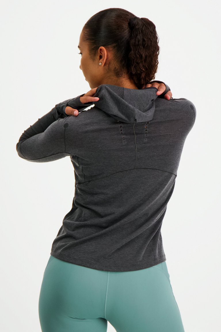 Compra Metarun Winter longsleeve donna ASICS in nero ochsnersport.ch