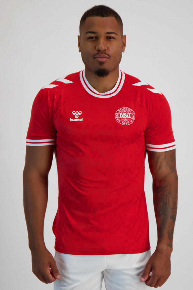 Compra Danimarca Home Replica maglia da calcio uomo EURO 2024 hummel in rosso ochsnersport.ch