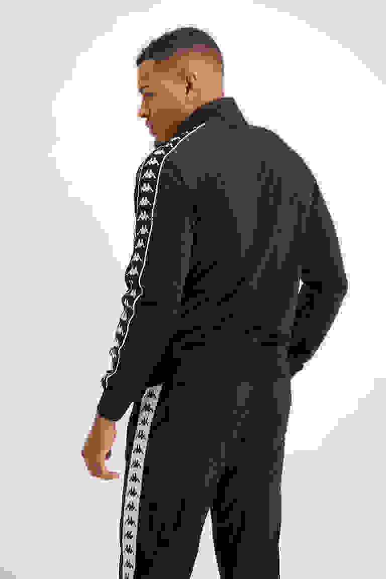 Concurrenten Vertolking Rijk Kappa 222 Banda Anniston Slim Herren Trainingsjacke in schwarz kaufen |  ochsnersport.ch