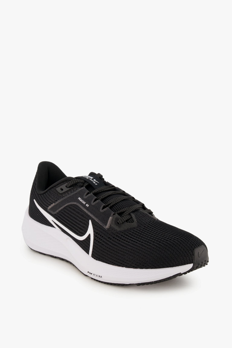 Compra Air Zoom Pegasus 40 scarpe da corsa uomo Nike in nero