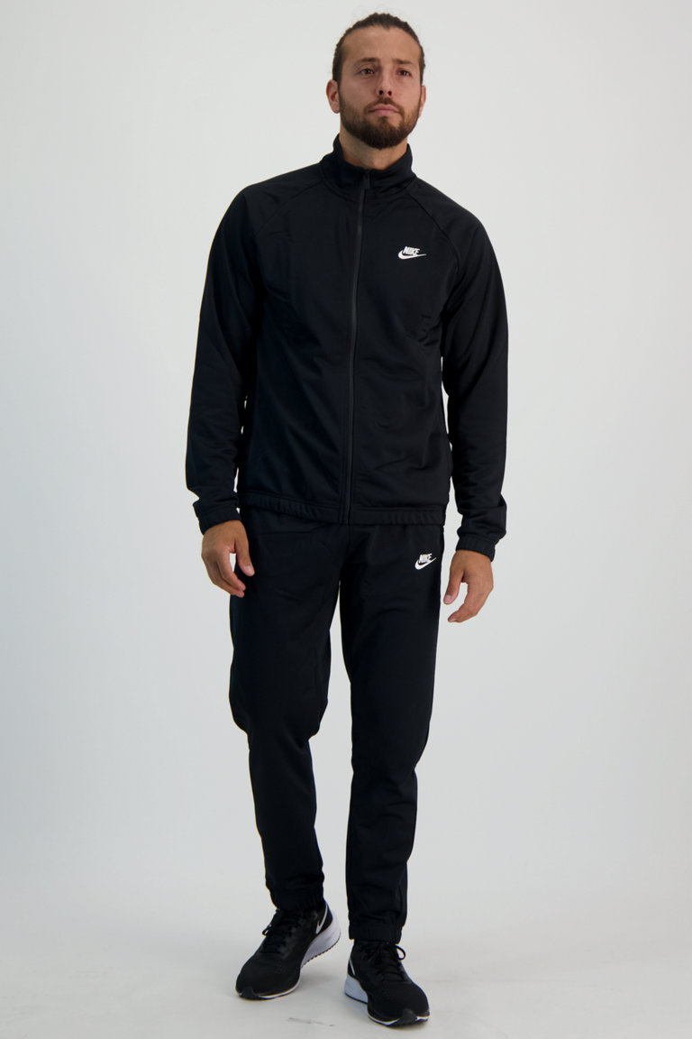 Compra Club Fleece tuta sportiva uomo Nike in nero ochsnersport.ch
