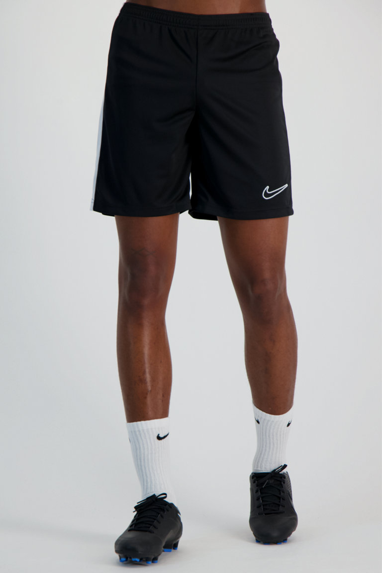 Compra Dri FIT Academy 23 short uomo Nike in nero ochsnersport.ch