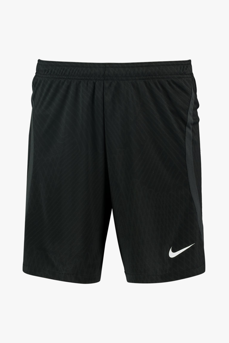 Compra Dri FIT Strike short uomo Nike in nero ochsnersport.ch