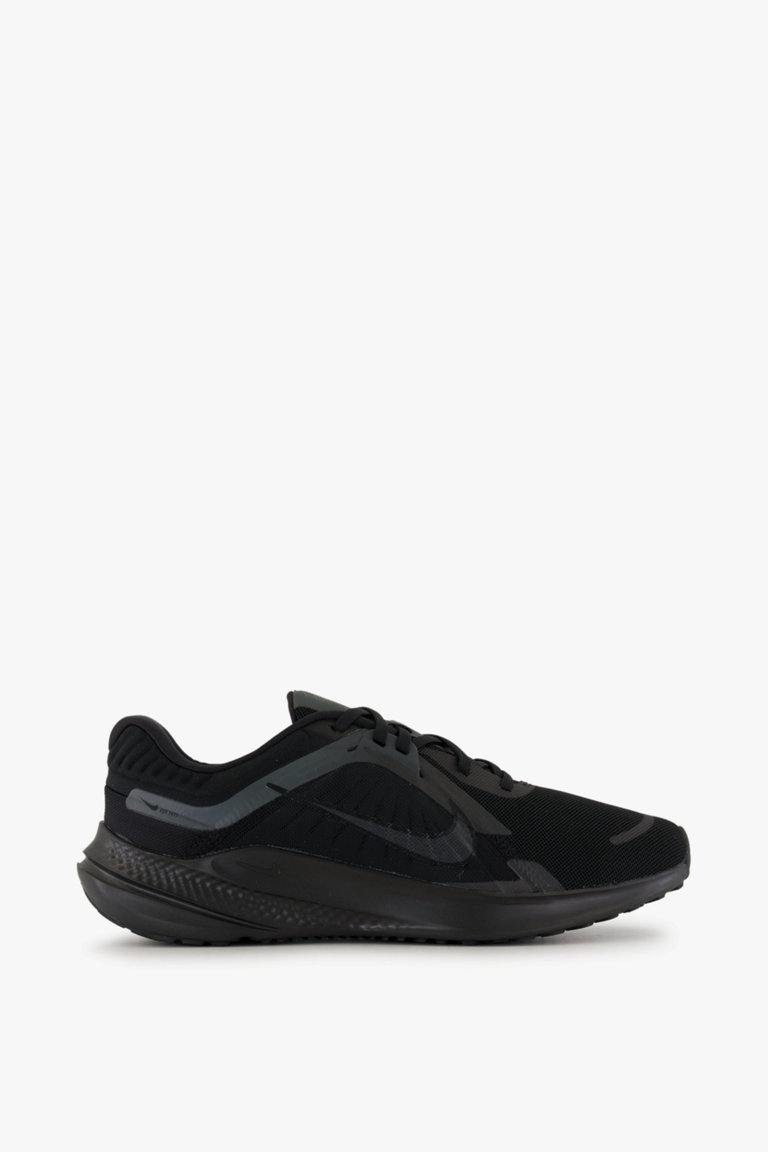 Compra Quest 5 scarpe da corsa uomo Nike in nero ochsnersport.ch