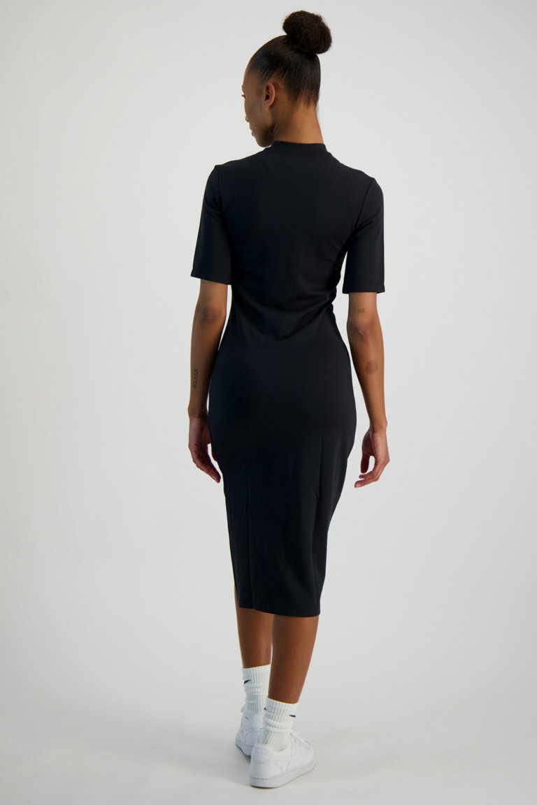 Achat Essential Midi robe femmes femmes pas cher ochsnersport.ch