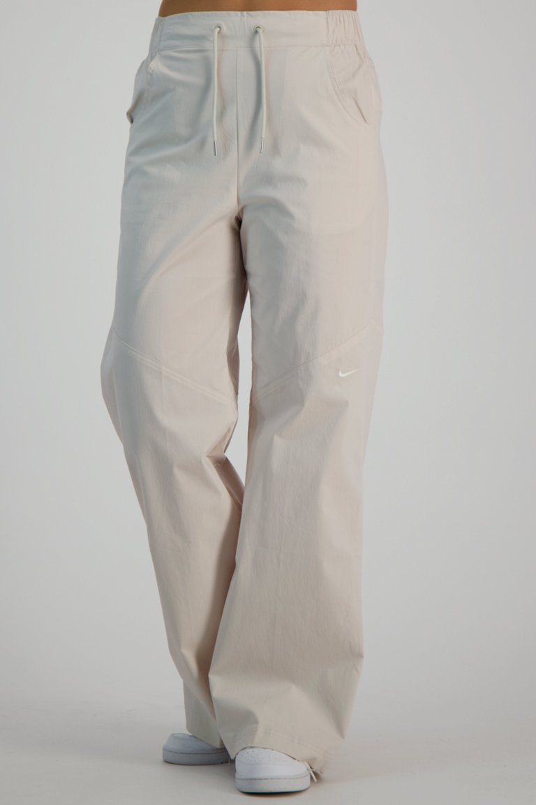 Pantaloni woven nike store