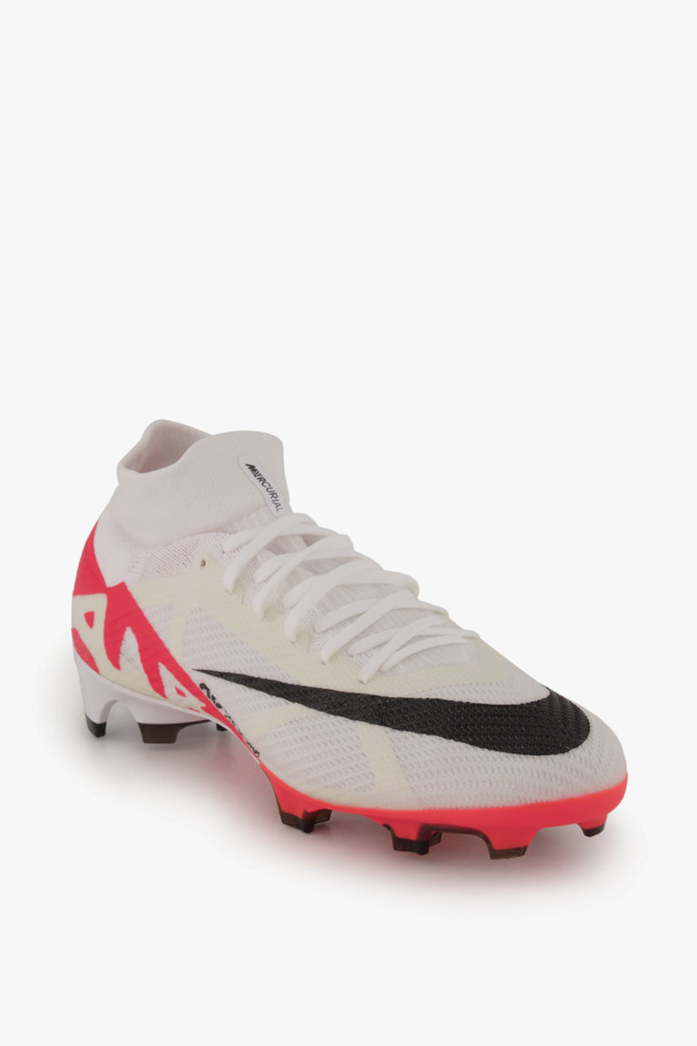 Chaussure de foot cheap pas cher nike mercurial