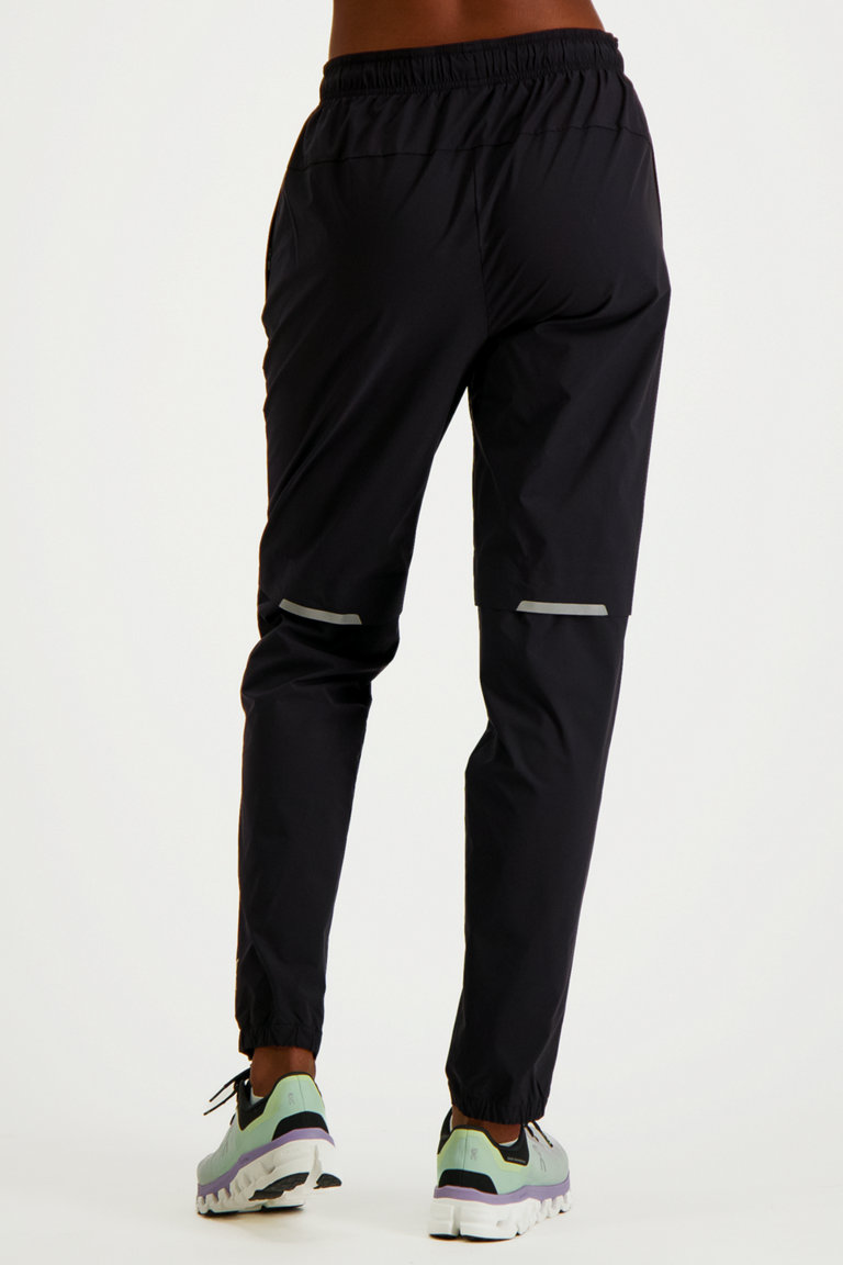 Compra Core pantaloni da corsa donna ON in nero ochsnersport.ch