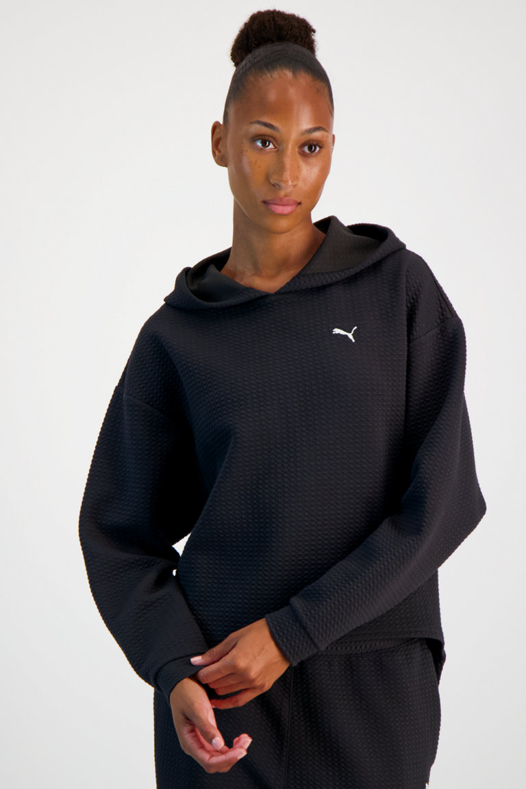 Puma Q4 Studio Textured Damen Hoodie in schwarz kaufen ochsnersport.ch