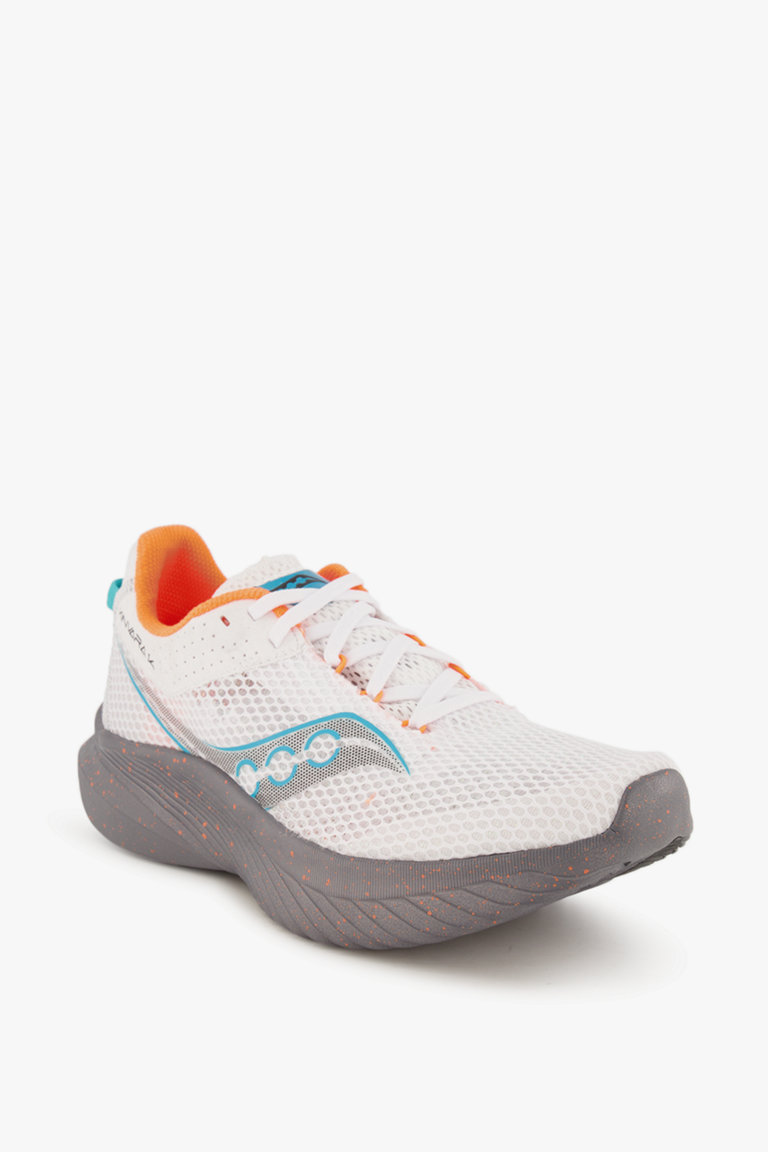 Compra Kinvara 14 scarpe da corsa uomo Saucony in bianco