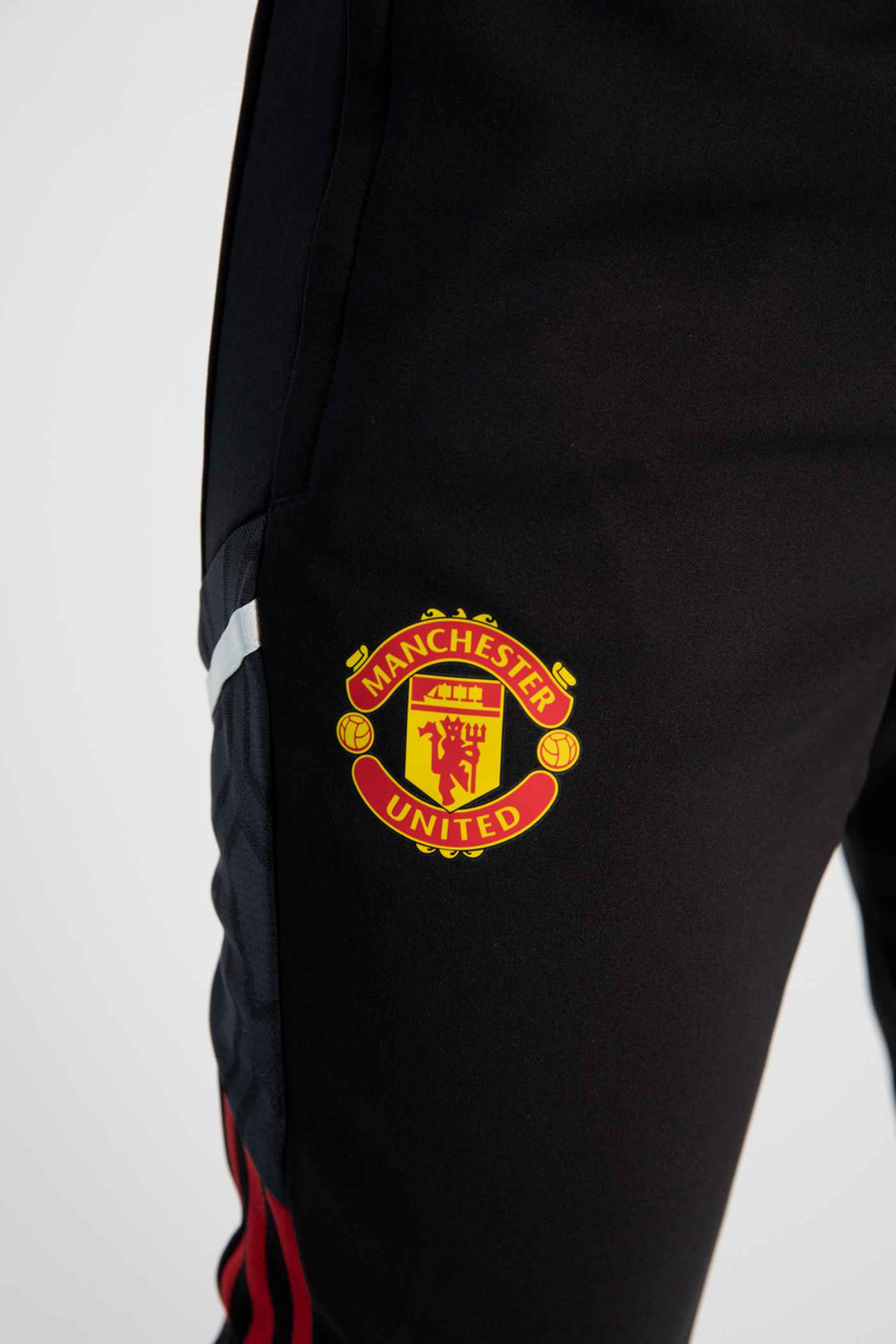 adidas Synthetik Manchester United Condivo 22 Pro Hose in Schwarz für Herren Herren Bekleidung Pullover und Strickware Sweatjacken 