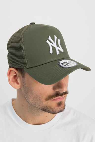 New Era New York Yankees Tonal Mesh Trucker Cap